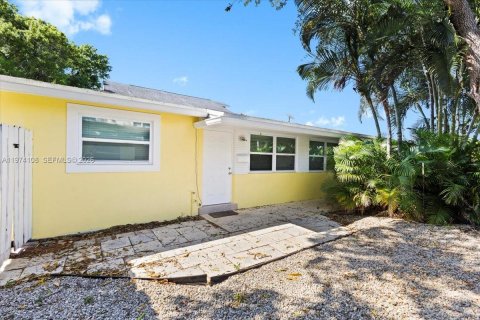 Купить коммерческую недвижимость в Форт-Лодердейл, Флорида 127.83м2, № 2044443 - фото 22