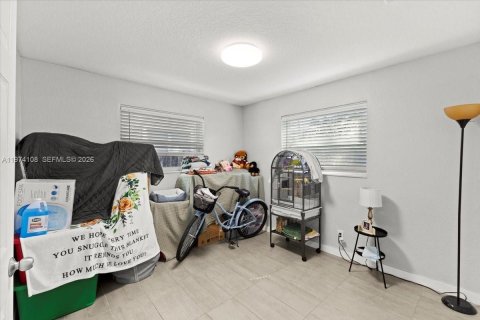 Купить коммерческую недвижимость в Форт-Лодердейл, Флорида 127.83м2, № 2044443 - фото 11