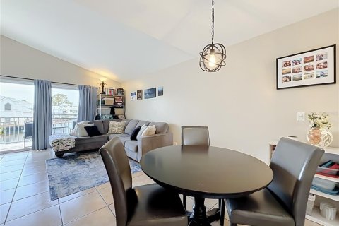 Купить кондоминиум в Орландо, Флорида 4 комнаты, 63.17м2, № 2207770 - фото 9