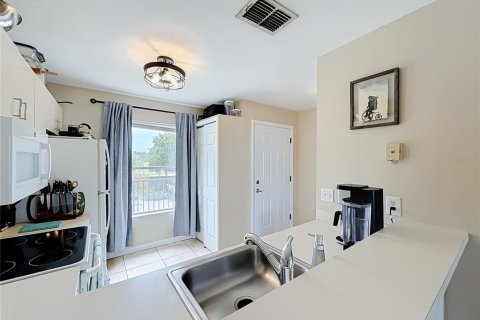 Купить кондоминиум в Орландо, Флорида 4 комнаты, 63.17м2, № 2207770 - фото 8