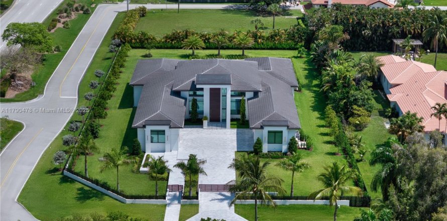 Casa en Plantation, Florida 4 dormitorios № 1992855