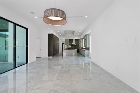 Casa en venta en Plantation, Florida, 4 dormitorios № 1992855 - foto 19