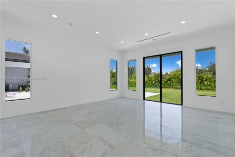 Casa en venta en Plantation, Florida, 4 dormitorios № 1992855 - foto 28