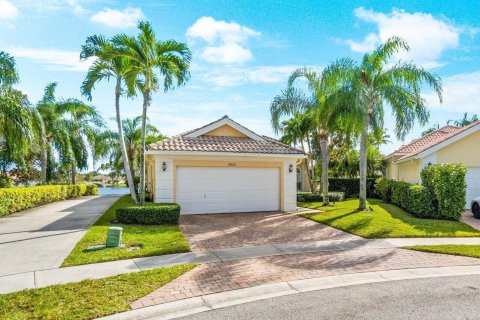 House in Wellington, Florida 3 bedrooms, 185.9 sq.m. № 2158199 - photo 4