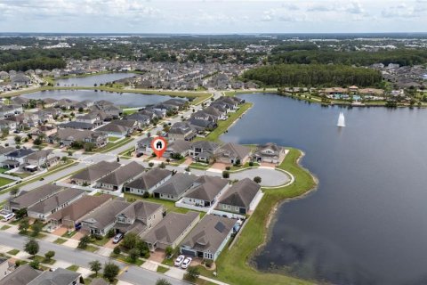 Casa en venta en Kissimmee, Florida, 4 dormitorios, 212 m2 № 1917647 - foto 16