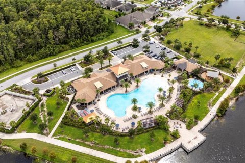 Casa en venta en Kissimmee, Florida, 4 dormitorios, 212 m2 № 1917647 - foto 24