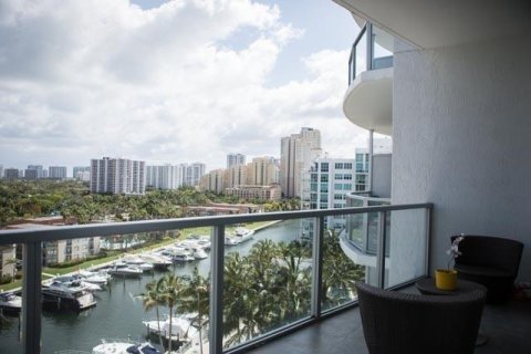 Condo in Aventura, Florida, 3 bedrooms № 2260337 - photo 17