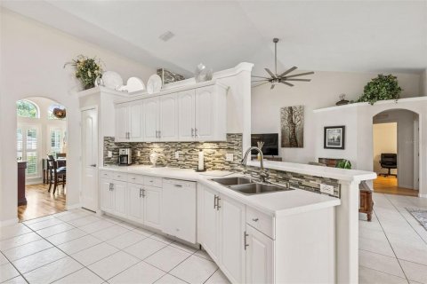 Casa en venta en Deltona, Florida, 3 dormitorios, 198.25 m2 № 1880806 - foto 19