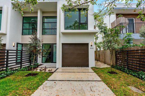 Adosado en venta en Miami, Florida, 3 dormitorios, 173.82 m2 № 1377186 - foto 4