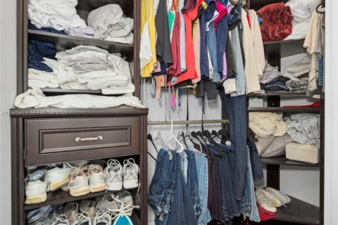 Condominio en venta en Hialeah, Florida, 2 dormitorios, 94.76 m2 № 2046589 - foto 21