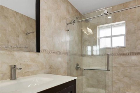 Condominio en venta en Hialeah, Florida, 2 dormitorios, 94.76 m2 № 2046589 - foto 24