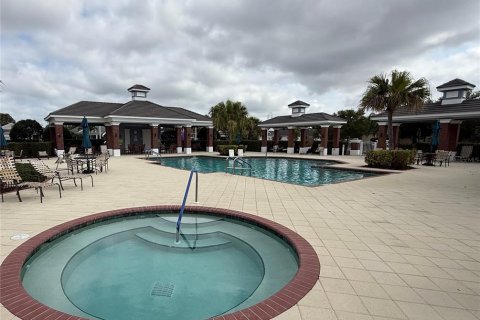 House in Bradenton, Florida 3 bedrooms, 256.41 sq.m. № 2103229 - photo 25