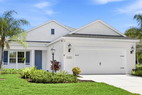 House in Bradenton, Florida 3 bedrooms, 256.41 sq.m. № 2103229 - photo 2