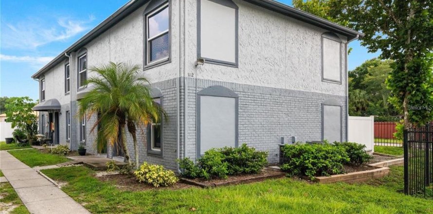 Adosado en Tampa, Florida 2 dormitorios, 80.82 m2 № 1900249