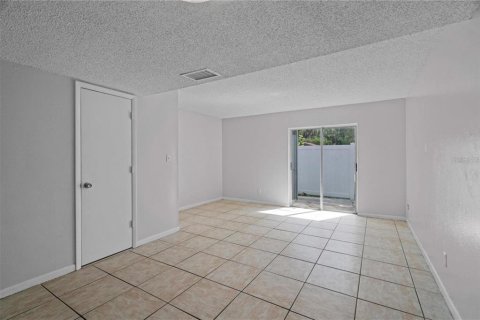 Adosado en alquiler en Tampa, Florida, 2 dormitorios, 80.82 m2 № 1900249 - foto 16