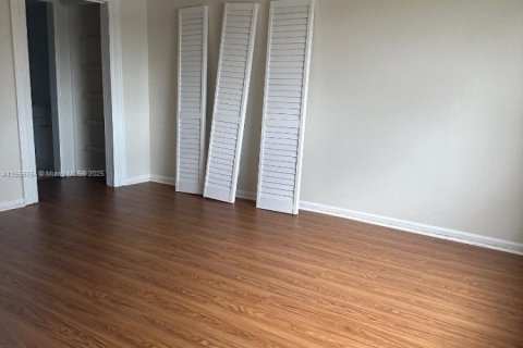 Copropriété à vendre à Plantation, Floride: 2 chambres, 101.36 m2 № 1961999 - photo 3