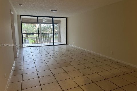 Copropriété à vendre à Plantation, Floride: 2 chambres, 101.36 m2 № 1961999 - photo 4