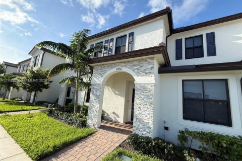 Villa ou maison à louer à Homestead, Floride: 3 chambres, 149.76 m2 № 2432266 - photo 3
