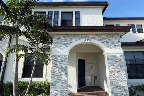Villa ou maison à Homestead, Floride 3 chambres, 149.76 m2 № 2432266