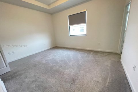 Villa ou maison à louer à Homestead, Floride: 3 chambres, 149.76 m2 № 2432266 - photo 8