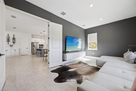Villa ou maison à vendre à Orlando, Floride: 4 chambres, 320.7 m2 № 2223702 - photo 28