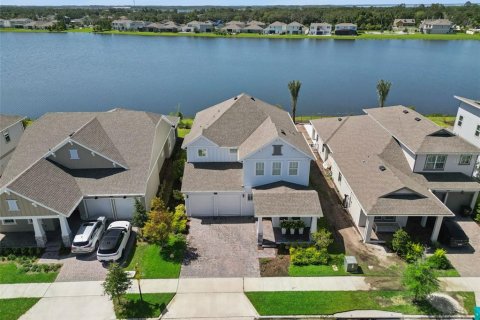 Villa ou maison à vendre à Orlando, Floride: 4 chambres, 320.7 m2 № 2223702 - photo 2