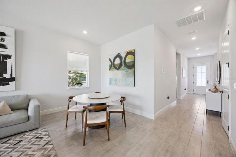 Villa ou maison à vendre à Orlando, Floride: 4 chambres, 320.7 m2 № 2223702 - photo 15