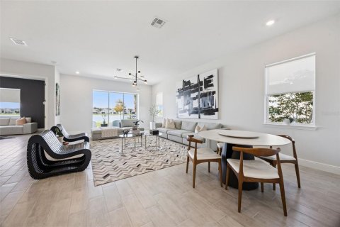 Villa ou maison à vendre à Orlando, Floride: 4 chambres, 320.7 m2 № 2223702 - photo 19