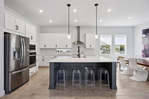 Villa ou maison à vendre à Orlando, Floride: 4 chambres, 320.7 m2 № 2223702 - photo 6