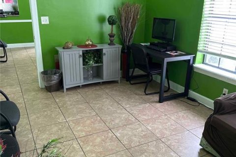 Immobilier commercial à louer à Jacksonville, Floride: 112.6 m2 № 1555680 - photo 3