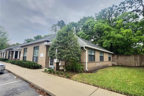 Immobilier commercial à louer à Jacksonville, Floride: 112.6 m2 № 1555680 - photo 1