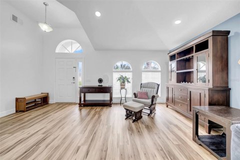 Casa en venta en Brooksville, Florida, 4 dormitorios, 184.97 m2 № 1901526 - foto 8