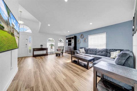 Casa en venta en Brooksville, Florida, 4 dormitorios, 184.97 m2 № 1901526 - foto 10