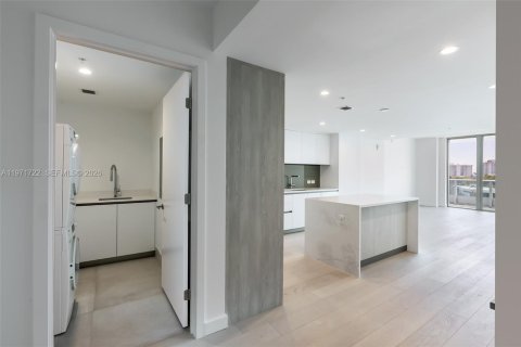 Condominio en venta en Bay Harbor Islands, Florida, 3 dormitorios, 170.01 m2 № 2032981 - foto 12