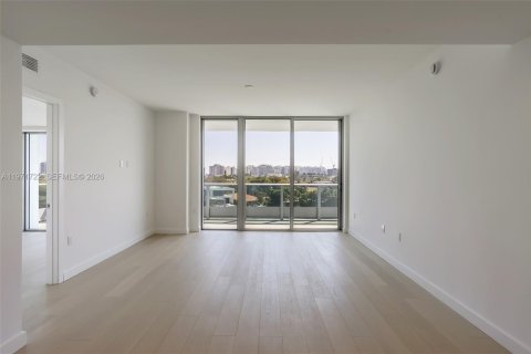 Condominio en venta en Bay Harbor Islands, Florida, 3 dormitorios, 170.01 m2 № 2032981 - foto 9