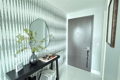Condominio en venta en Miami, Florida, 2 dormitorios, 105.35 m2 № 2058391 - foto 20