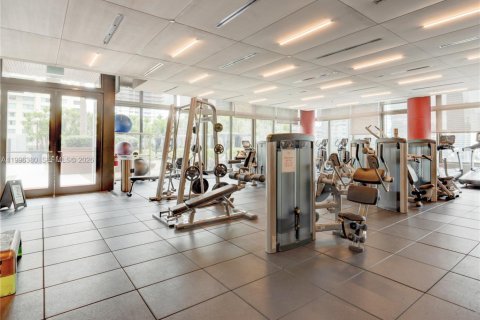 Condominio en venta en Miami, Florida, 2 dormitorios, 105.35 m2 № 2058391 - foto 24