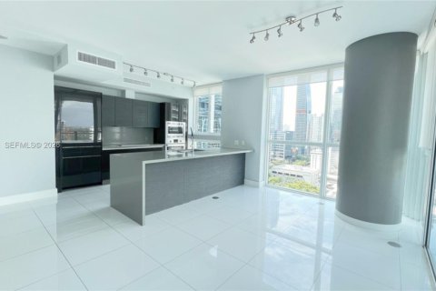 Condominio en venta en Miami, Florida, 2 dormitorios, 105.35 m2 № 2058391 - foto 3