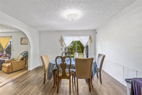Купить виллу или дом в Эджуотер, Флорида 5 комнат, 144.93м2, № 1842166 - фото 12