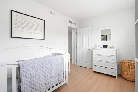 Купить виллу или дом в Сент-Питерсберг, Флорида 8 комнат, 98.1м2, № 2216737 - фото 21