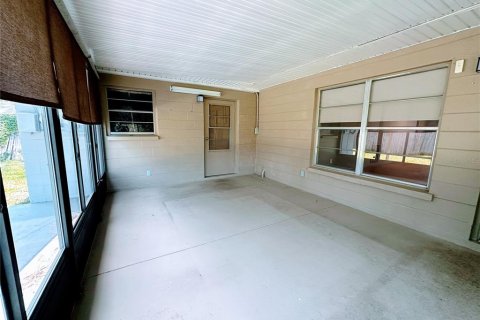Casa en alquiler en Saint Petersburg, Florida, 3 dormitorios, 115.38 m2 № 1835501 - foto 22