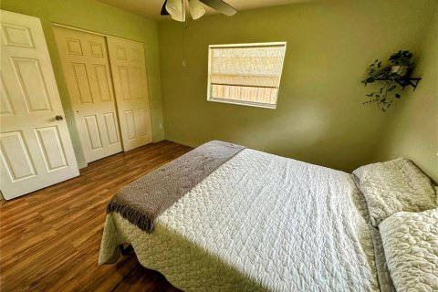 Casa en alquiler en Saint Petersburg, Florida, 3 dormitorios, 115.38 m2 № 1835501 - foto 15