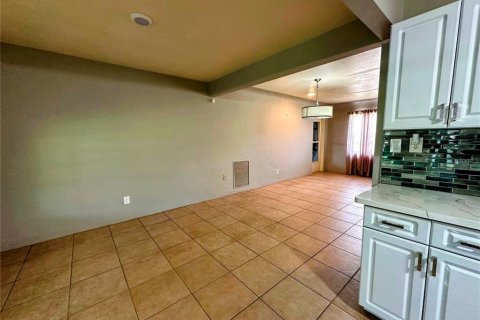 Villa ou maison à louer à Saint Petersburg, Floride: 3 chambres, 115.38 m2 № 1835501 - photo 7