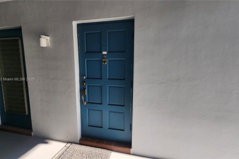 Condo à Hollywood, Floride, 2 chambres № 1947831