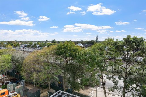 Condominio en venta en Miami, Florida, 2 dormitorios, 79.15 m2 № 2031995 - foto 25