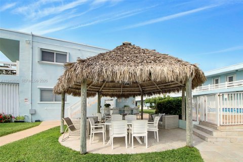 Condominio en venta en North Miami, Florida, 1 dormitorio № 1998502 - foto 27
