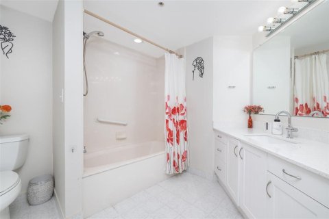 Copropriété à vendre à Daytona Beach Shores, Floride: 2 chambres, 128.58 m2 № 2214158 - photo 23