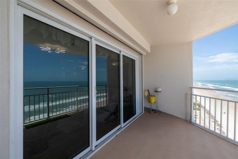 Copropriété à vendre à Daytona Beach Shores, Floride: 2 chambres, 128.58 m2 № 2214158 - photo 4