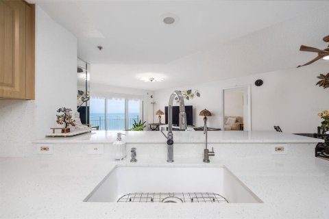 Copropriété à vendre à Daytona Beach Shores, Floride: 2 chambres, 128.58 m2 № 2214158 - photo 13