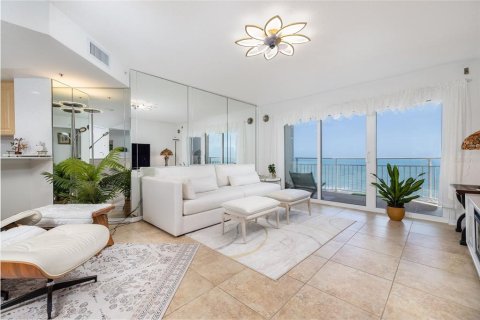 Copropriété à vendre à Daytona Beach Shores, Floride: 2 chambres, 128.58 m2 № 2214158 - photo 9